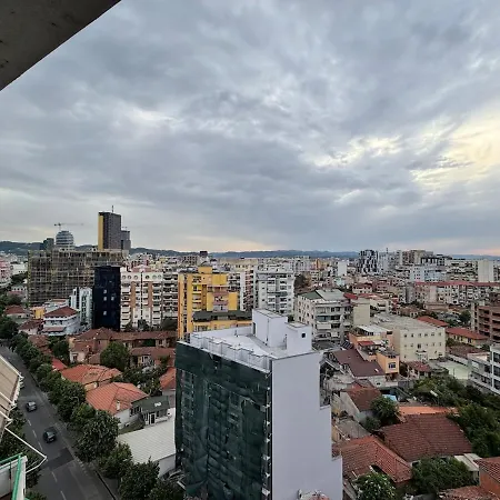 Center Rooftop דירה טיראנה